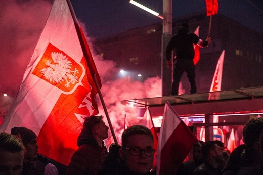 Czerwona łuna nad Warszawą, czyli IX Marsz Niepodległości