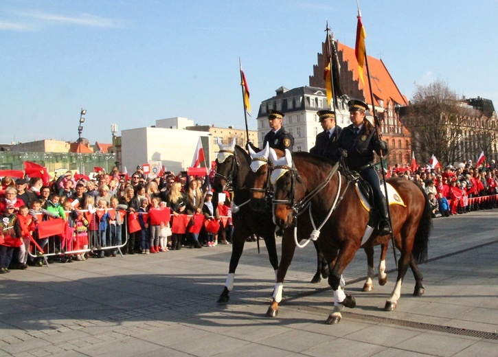 Radosna Parada Niepodległości cz. 5 (na pl. Wolności)