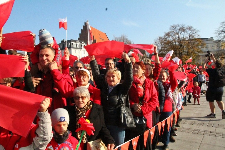 Radosna Parada Niepodległości cz. 5 (na pl. Wolności)