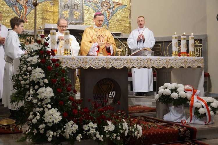 Obchody 100. rocznicy odzyskania niepodległości przez Polskę w Szczawnie-Zdroju