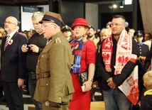 Akcja "Niepodległa do hymnu" w Muzeum II Wojny Światowej.