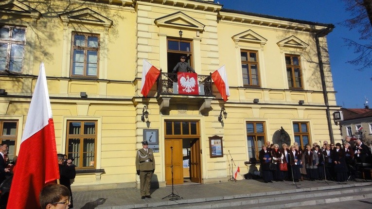 Niepodległość, czyli odpowiedzialność za przyszłość