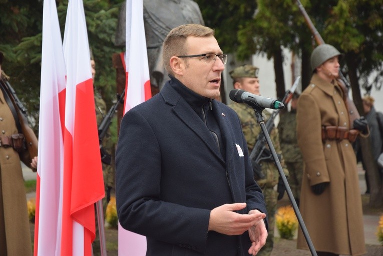 Obchody 11 Listopada w Sochaczewie