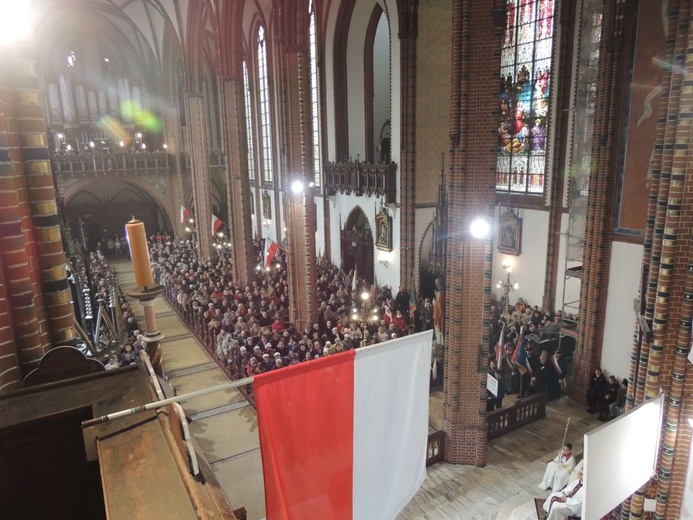 Obchody 100. rocznicy odzyskania niepodległości przez Polskę w Wałbrzychu cz. 02