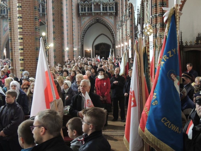 Obchody 100. rocznicy odzyskania niepodległości przez Polskę w Wałbrzychu cz. 02