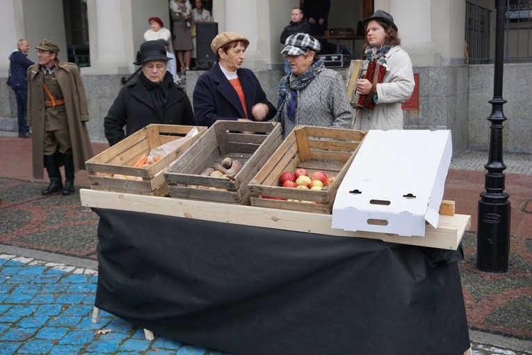Obchody 100. rocznicy odzyskania niepodległości przez Polskę w Wałbrzychu cz. 01