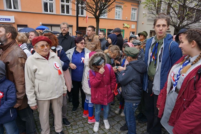 Obchody 100. rocznicy odzyskania niepodległości przez Polskę w Wałbrzychu cz. 01