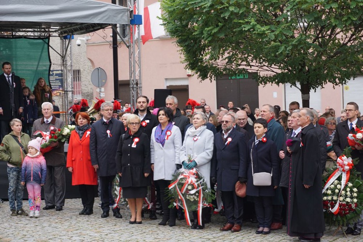 Obchody 100. rocznicy odzyskania niepodległości przez Polskę w Wałbrzychu cz. 01