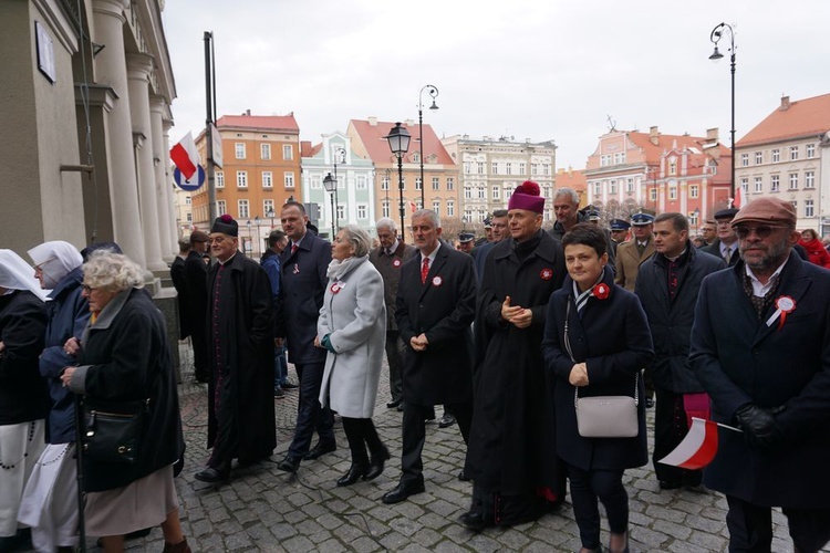 Obchody 100. rocznicy odzyskania niepodległości przez Polskę w Wałbrzychu cz. 01