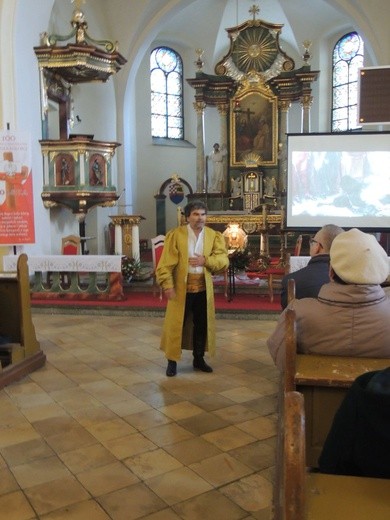 Msza św. za ojczyznę i przedstawienie w Boguszowie-Gorcach