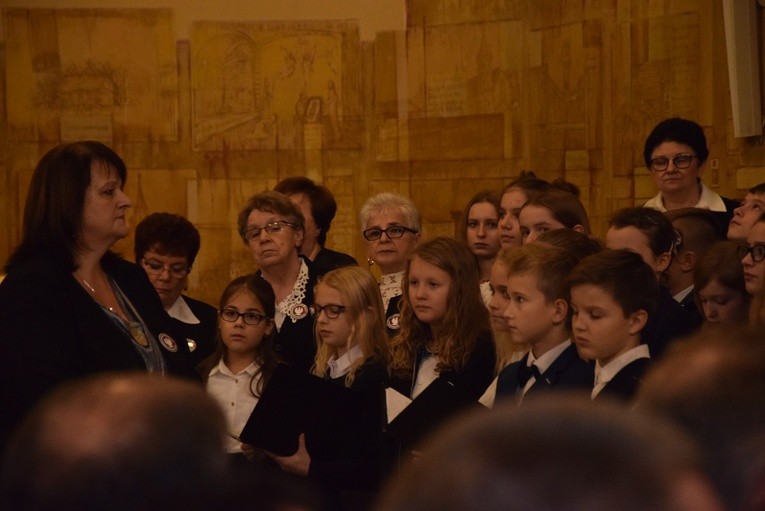 Eucharystia i koncert podczas obchodów święta niepodległości w Sochaczewie