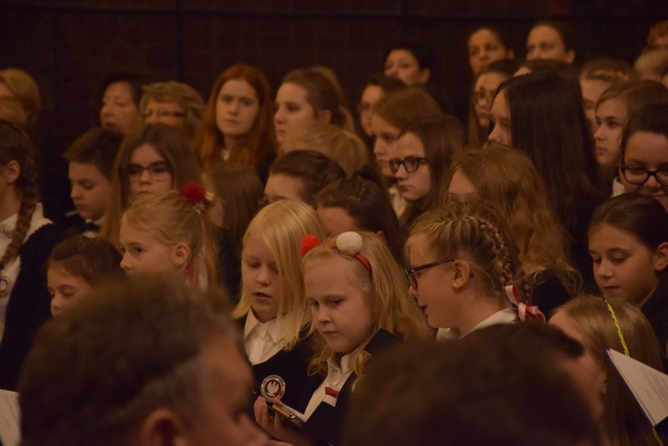 Eucharystia i koncert podczas obchodów święta niepodległości w Sochaczewie