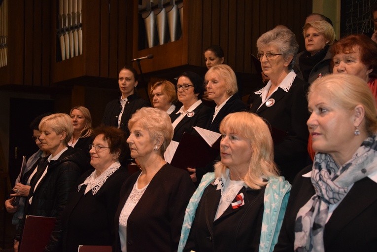 Eucharystia i koncert podczas obchodów święta niepodległości w Sochaczewie