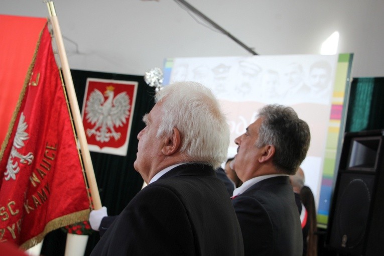 Odsłonięcie tablicy ku czci Krystyny Idzikowskiej