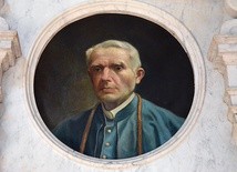 Tablica pamiątkowa w katedrze poświęcona bp. Jaczewskiemu.