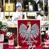 ▲	Biskup Ignacy Dec w strzegomskiej bazylice podczas Mszy św.