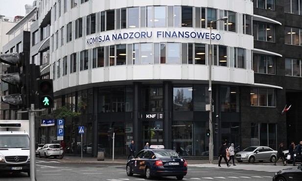 Agenci CBA weszli do Komisji Nadzoru Finansowego