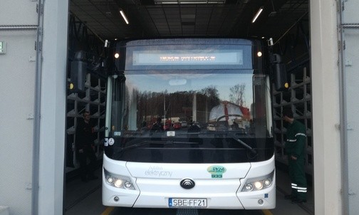 Autobus na baterie jeździ po Jaworznie [ZDJĘCIA]