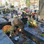 Śląscy terytorialsi ocalili grób AK-owca
