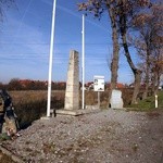 Obelisk legionowy w Michałowicach