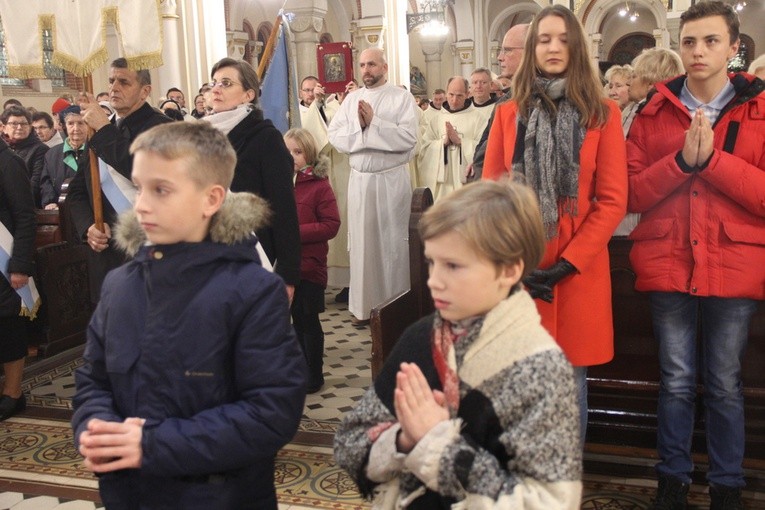 Krajowe Forum Adoracji Najświętszego Sakramentu w Parafiach 