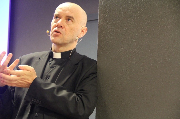 Pierwszy wieczór filozoficzny z ks. Tadeuszem Pabjanem