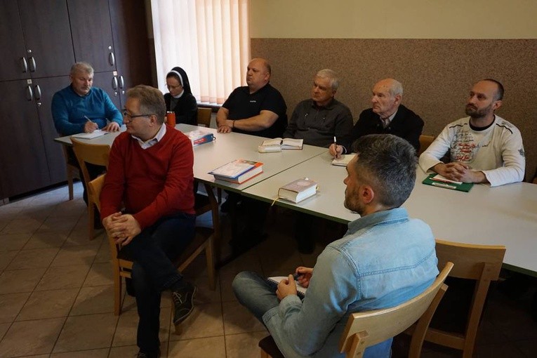 Kurs przy parafii pw. Świętych Apostołów Piotra i Pawła