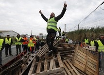 Francja: Kościół podchodzi z uwagą do protestów