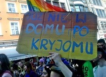 Uwaga! Promocja homoseksualizmu i "coming outów" na szkolnych pokazach kinowych