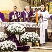 Modlitwie przewodniczył metropolita warmiński.