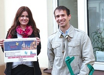 Dominika i Augustyn zapraszają do wspólnego wyjazdu.