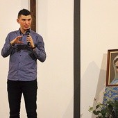 ▼	Marcin Zieliński poprowadził katechezę w kościele Bożego Ciała. 