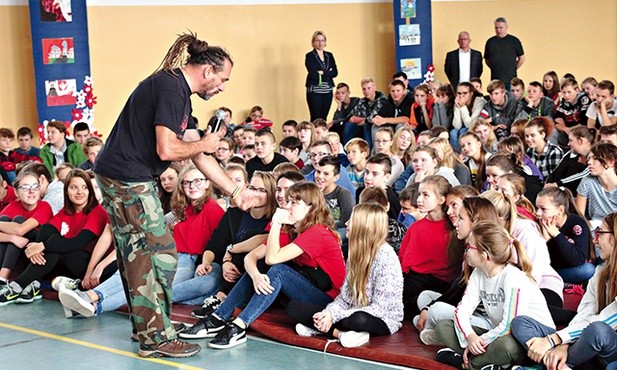 W spotkaniu wzięli uczniowie ze szkoły w Gardei oraz z innych okolicznych placówek. 