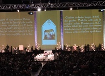 Wspólna modlitwa podczas spotkania Taizé w Rydze w 2016 roku