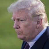 Trump: zezwoliłem wojsku na użycie "śmiercionośnej siły" na granicy z Meksykiem