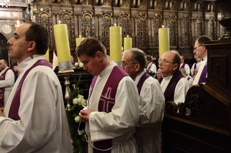 Pogrzeb ks. prof. Jana Macieja Dyducha - importa