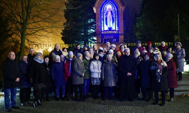 Wspólnota odpowiada Maryi