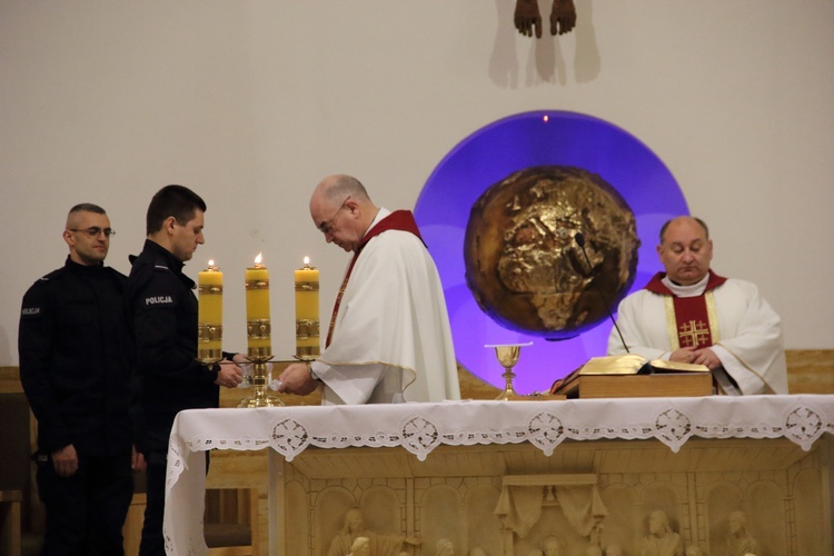 Zaduszki policyjne w Gdańsku Złotej Karczmie