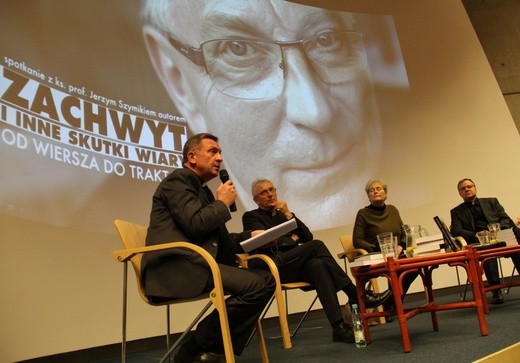Premiera książki ks. Szymika w Katowicach