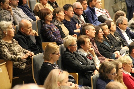 Premiera książki ks. Szymika w Katowicach