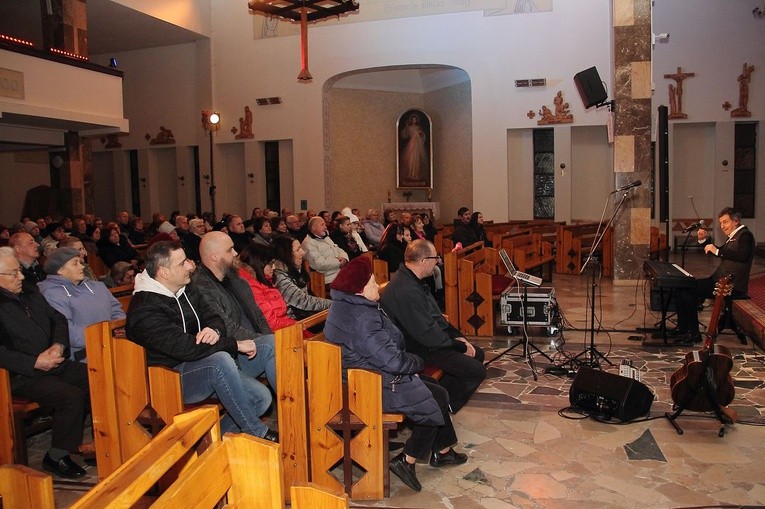 Koncert Macieja Miecznikowskiego w Koszalinie