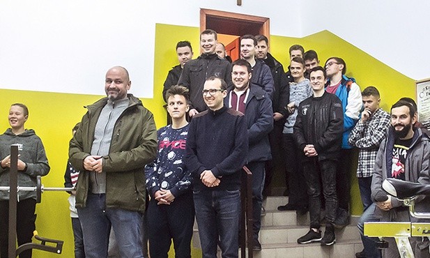 Spotkania odbywać się będą w każdy drugi oraz trzeci wtorek miesiąca.