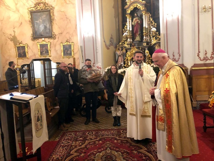 Nabożeństwo słowa Bożego we wspólnocie neokatechumenalnej