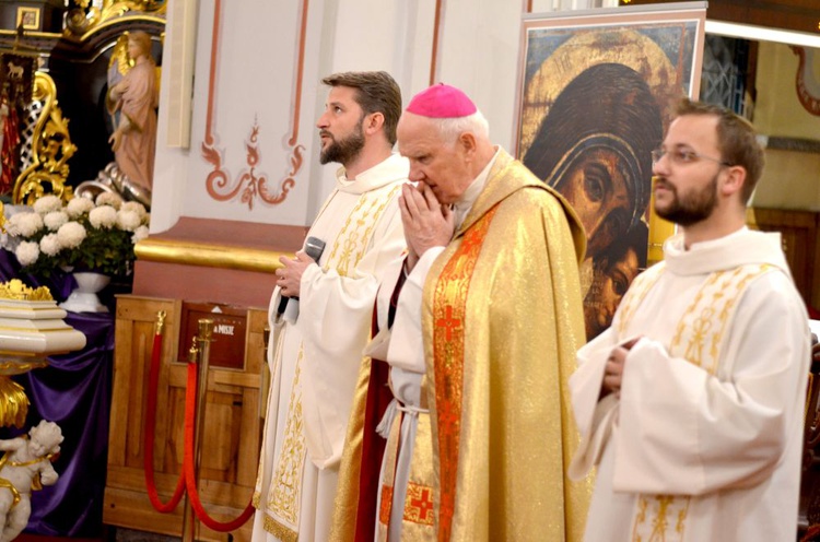 Nabożeństwo słowa Bożego we wspólnocie neokatechumenalnej