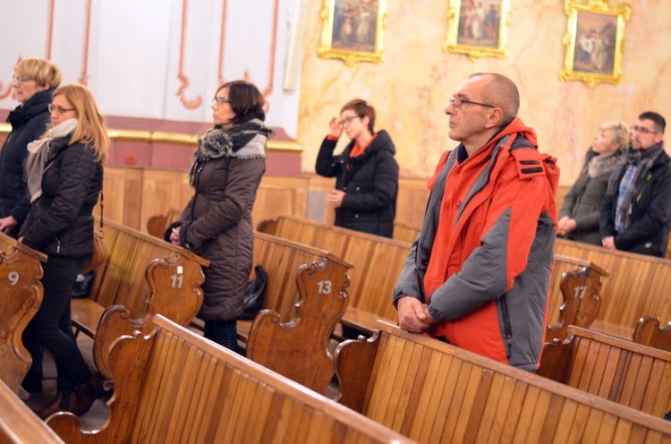 Nabożeństwo słowa Bożego we wspólnocie neokatechumenalnej