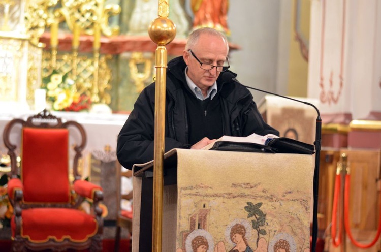 Nabożeństwo słowa Bożego we wspólnocie neokatechumenalnej