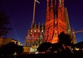 W geście solidarności z prześladowanym Kościołem podświetlono na czerwono największe kościoły i zabytki niektórych europejskich miast (m.in. Rzymu czy Wenecji). Na zdjęciu barcelońska Sagrada Familia.
23.11.2018 Barcelona