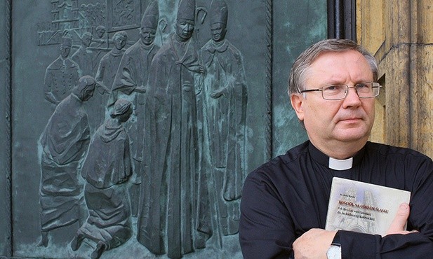 Ks. prof. Jerzy Myszor zajmuje się m.in. historią Kościoła na Górnym Śląsku w XIX i XX wieku.