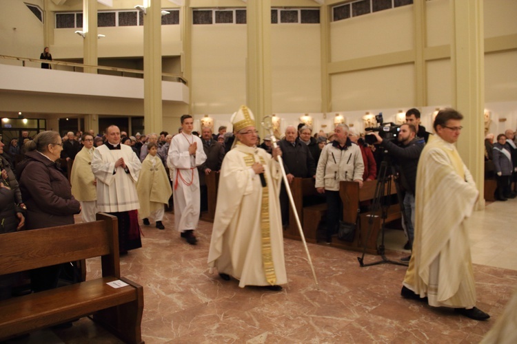 Figura św. Michała Archanioła poświęcona w kościele MB Fatimskiej w Gdańsku