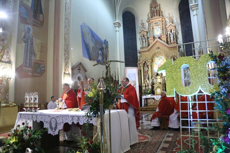 100-lecie kościoła w Porąbce Uszewskiej